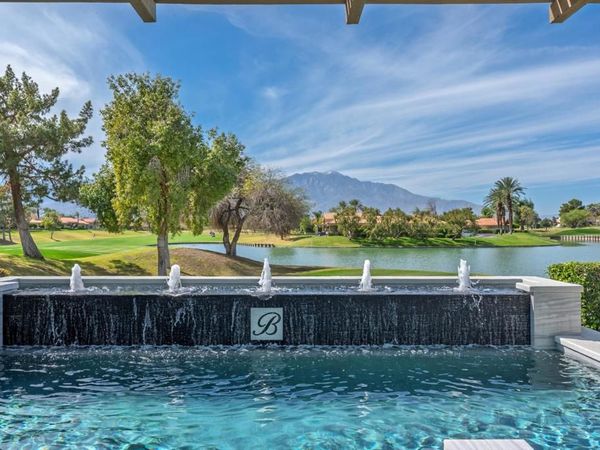 29 Oak Tree Drive, Rancho Mirage, CA 92270