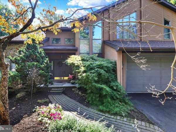 20 HIGHLAND DRIVE, FLEETWOOD, PA 19522