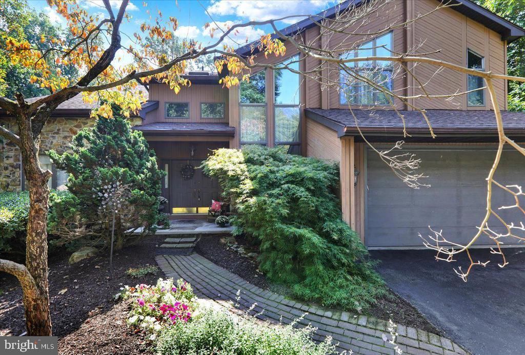 20 HIGHLAND DRIVE , FLEETWOOD, PA 19522