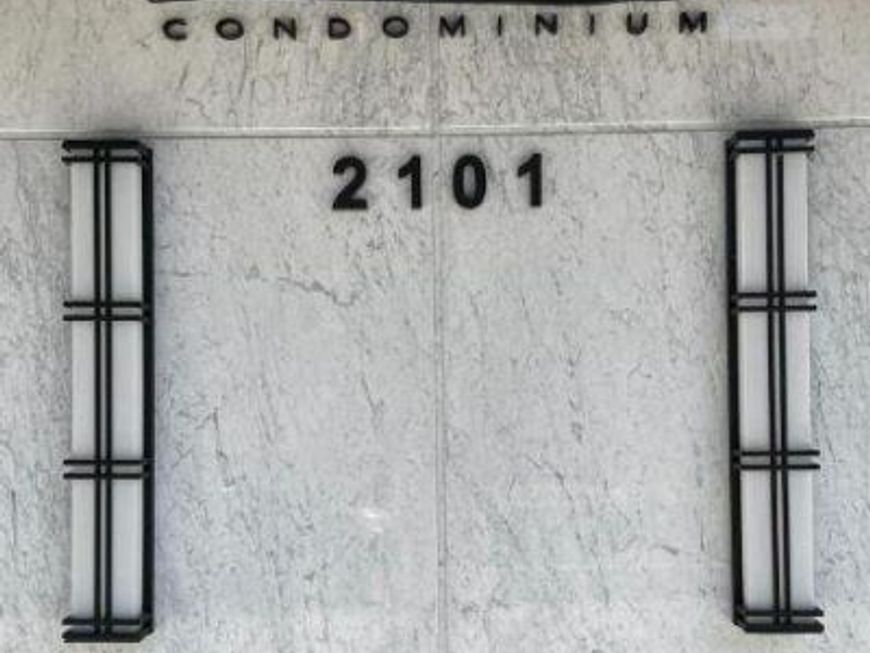 2101-17 Chestnut Street, Unit 1815, Philadelphia, PA 19103 Main Photo