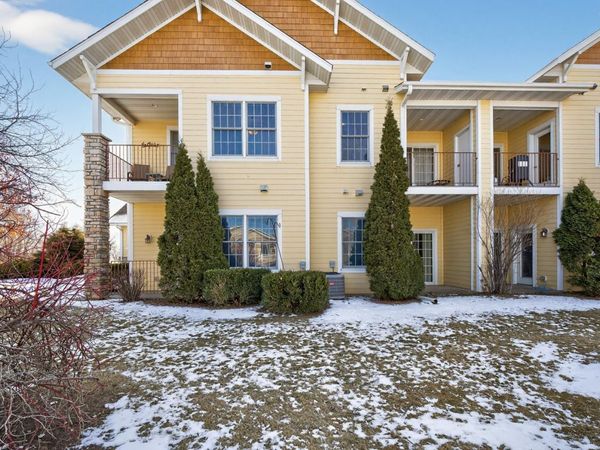 755 Hickory Way, Unit 6, Lake City, MN 55041