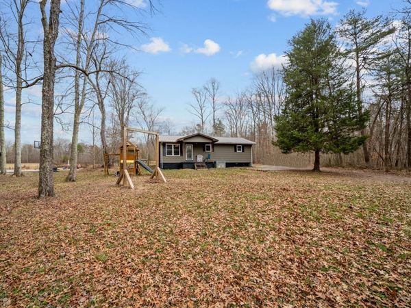 921 Fred Young Rd , Jamestown, TN 38556