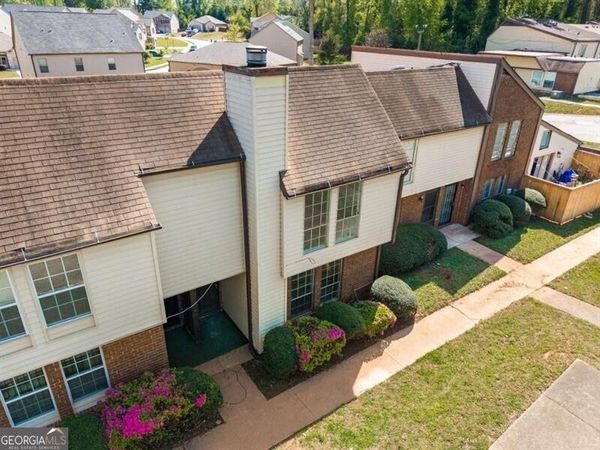 3254 Strawberry Lane, Decatur, GA 30034