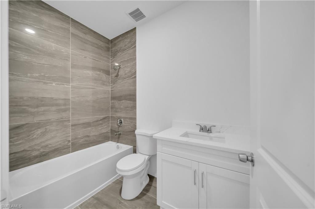 128 Bell Blvd S, Lehigh Acres, FL 33974 Photo