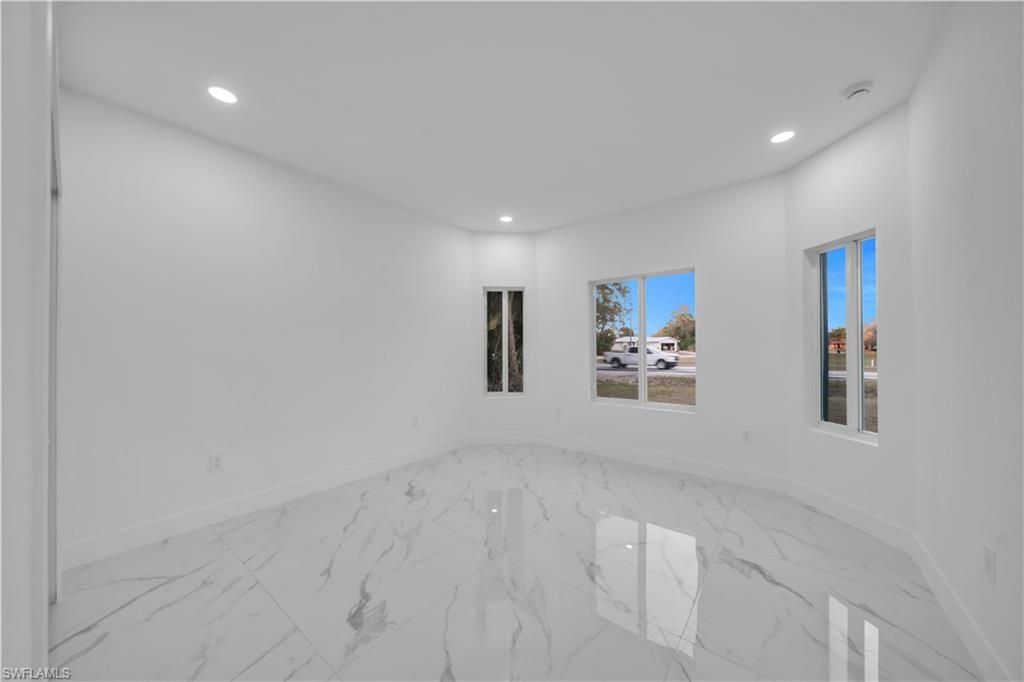 128 Bell Blvd S, Lehigh Acres, FL 33974 Photo