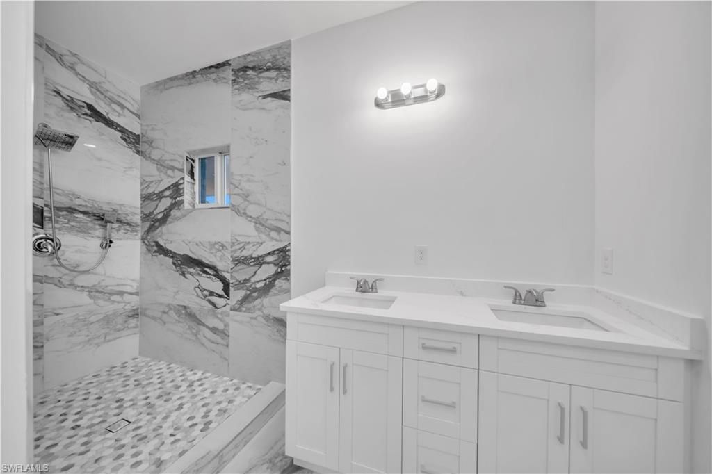 128 Bell Blvd S, Lehigh Acres, FL 33974 Photo