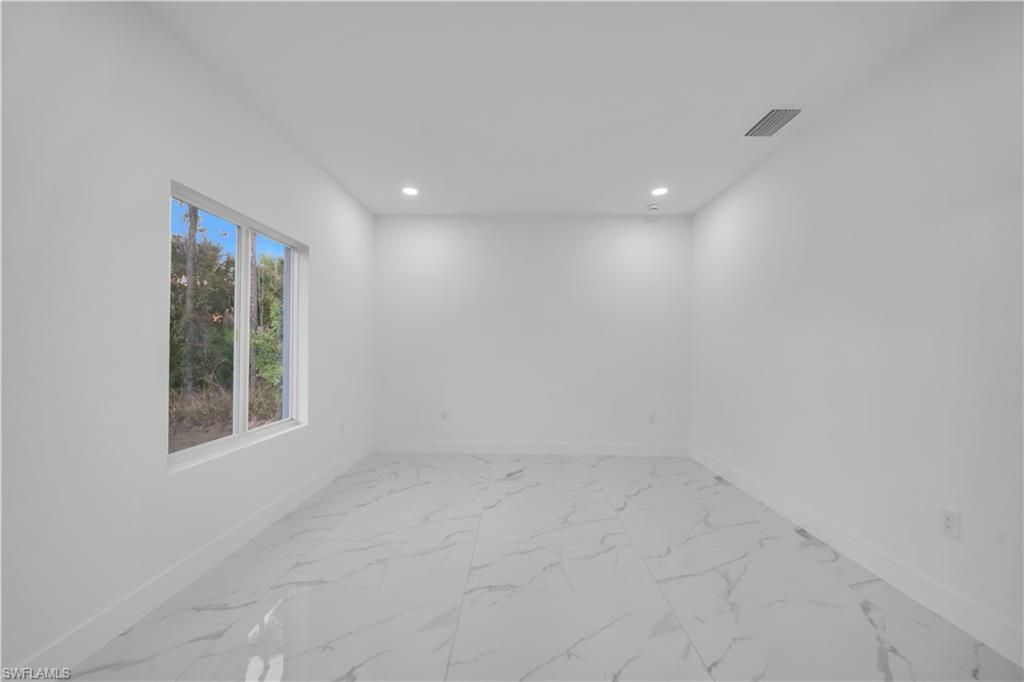128 Bell Blvd S, Lehigh Acres, FL 33974 Photo