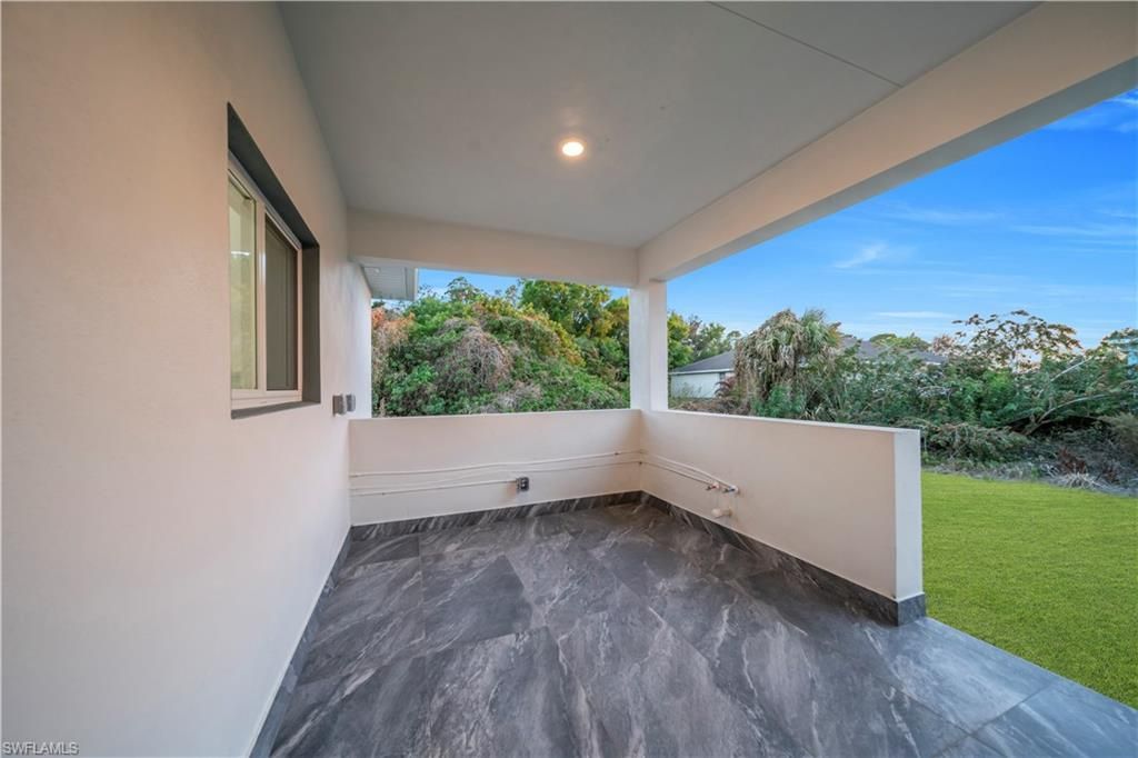 128 Bell Blvd S, Lehigh Acres, FL 33974 Photo