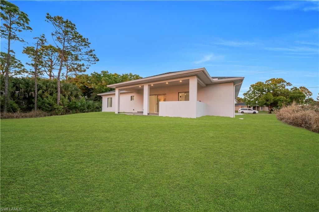 128 Bell Blvd S, Lehigh Acres, FL 33974 Photo