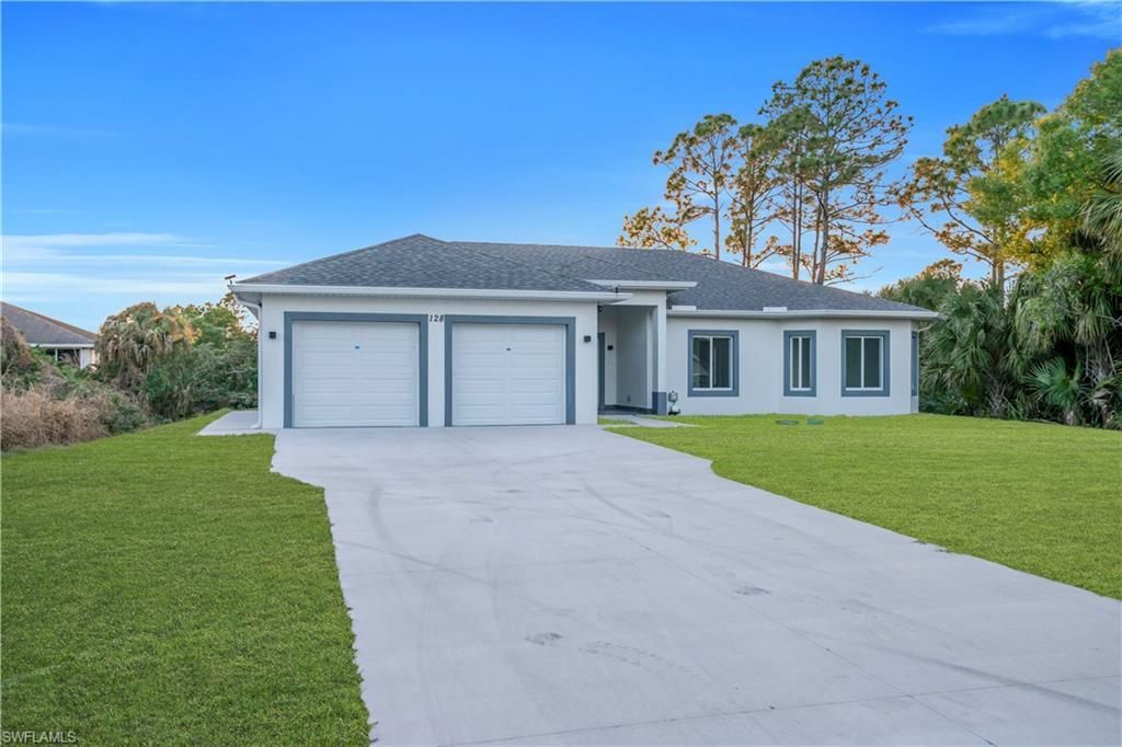 128 Bell Blvd S, Lehigh Acres, FL 33974 Photo