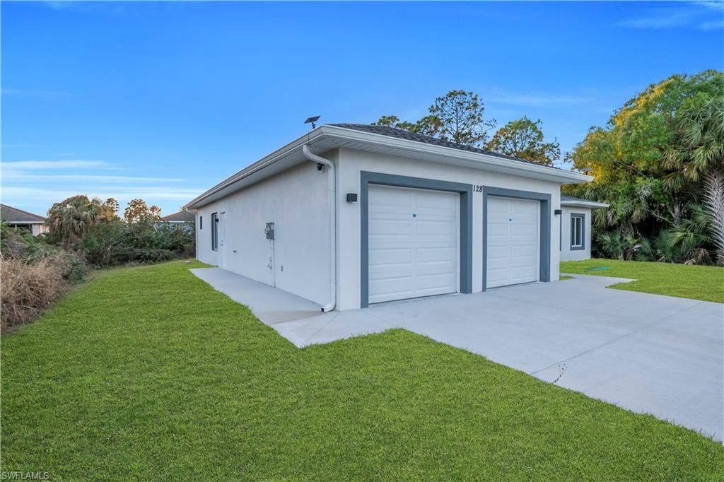 128 Bell Blvd S, Lehigh Acres, FL 33974 Photo