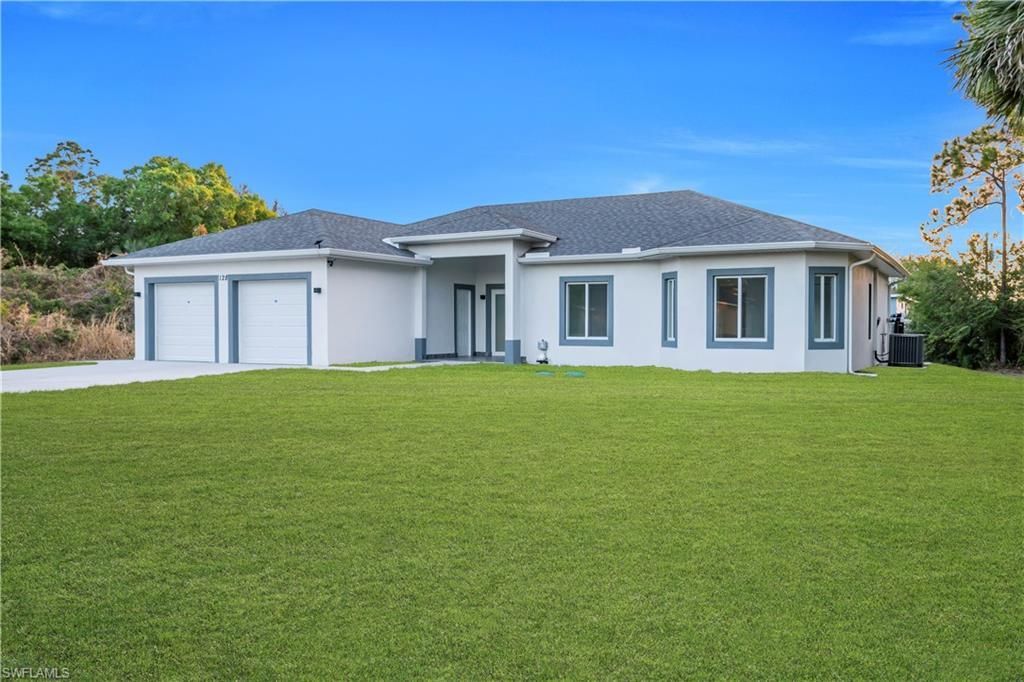 128 Bell Blvd S, Lehigh Acres, FL 33974 Photo