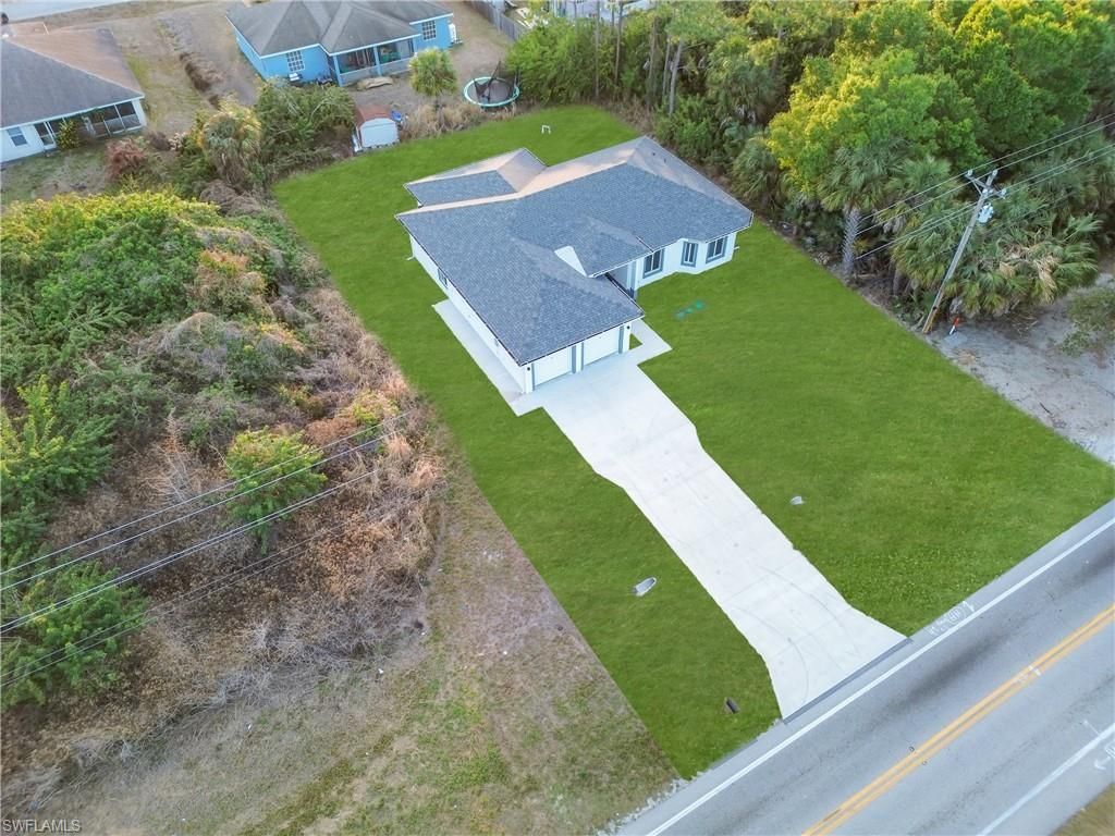 128 Bell Blvd S, Lehigh Acres, FL 33974 Photo