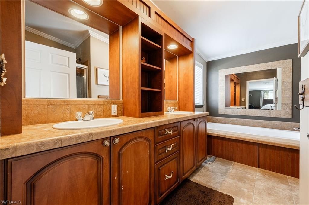 2032 Ortona Locks Rd , Moore Haven, FL 33471 Photo