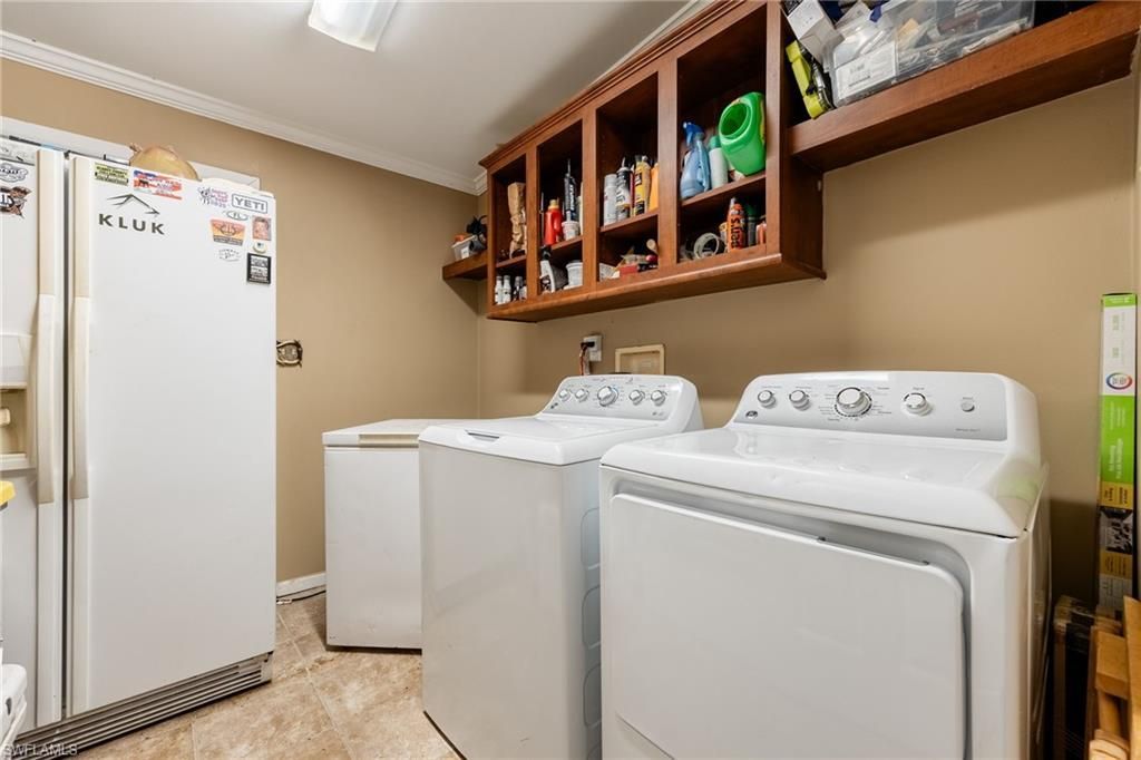 2032 Ortona Locks Rd , Moore Haven, FL 33471 Photo