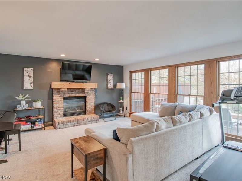 700 Stillwater Drive, Deerfield, OH 44411 Photo 16