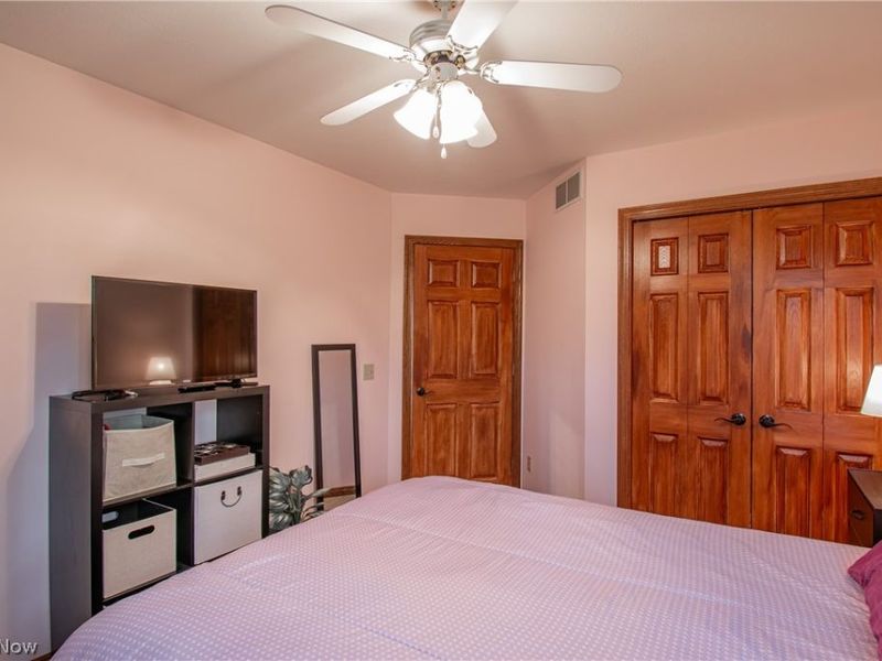 700 Stillwater Drive, Deerfield, OH 44411 Photo 29