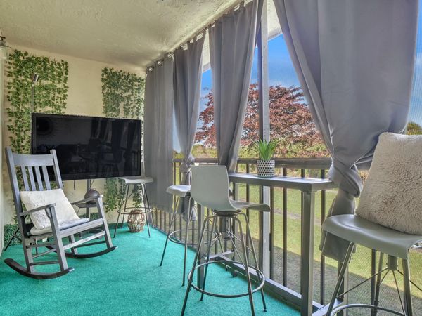 1423 Meadows Circle W, Boynton Beach, FL 33436