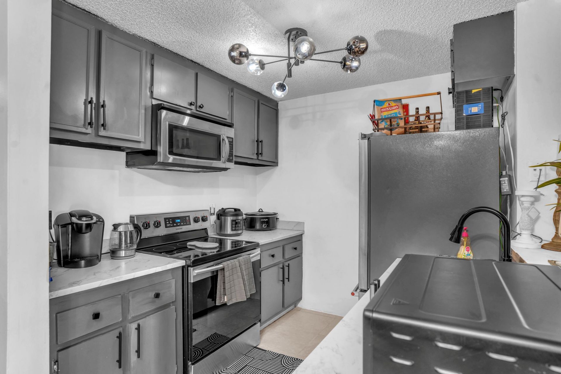 1423 Meadows Circle W, Boynton Beach, FL 33436 Photo