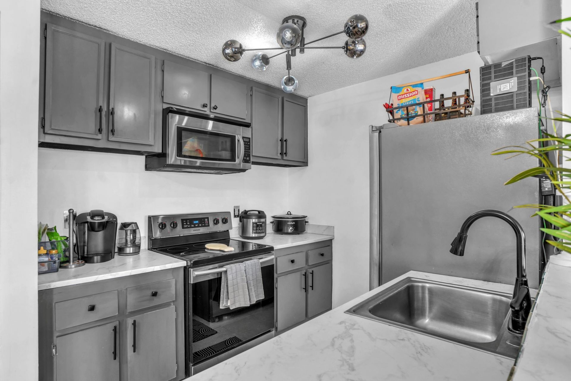 1423 Meadows Circle W, Boynton Beach, FL 33436 Photo