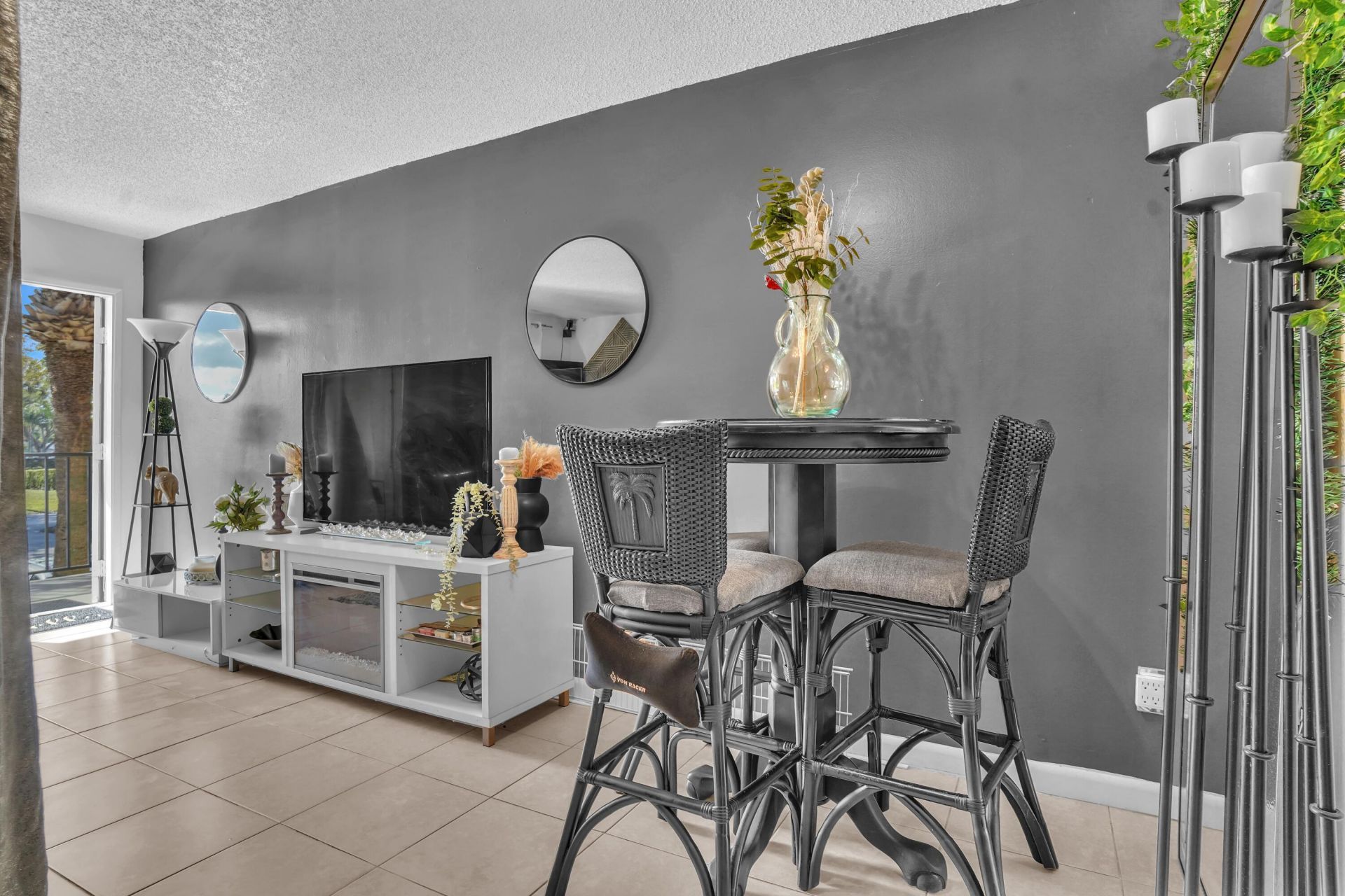 1423 Meadows Circle W, Boynton Beach, FL 33436 Photo