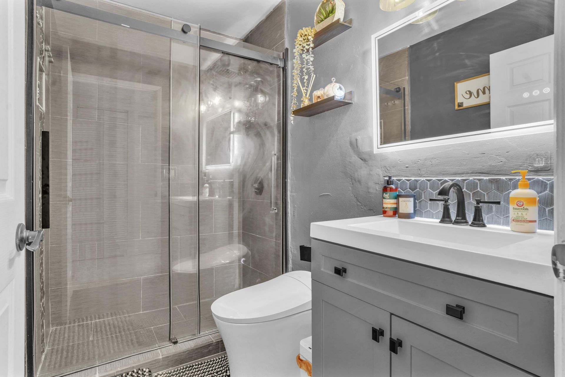 1423 Meadows Circle W, Boynton Beach, FL 33436 Photo