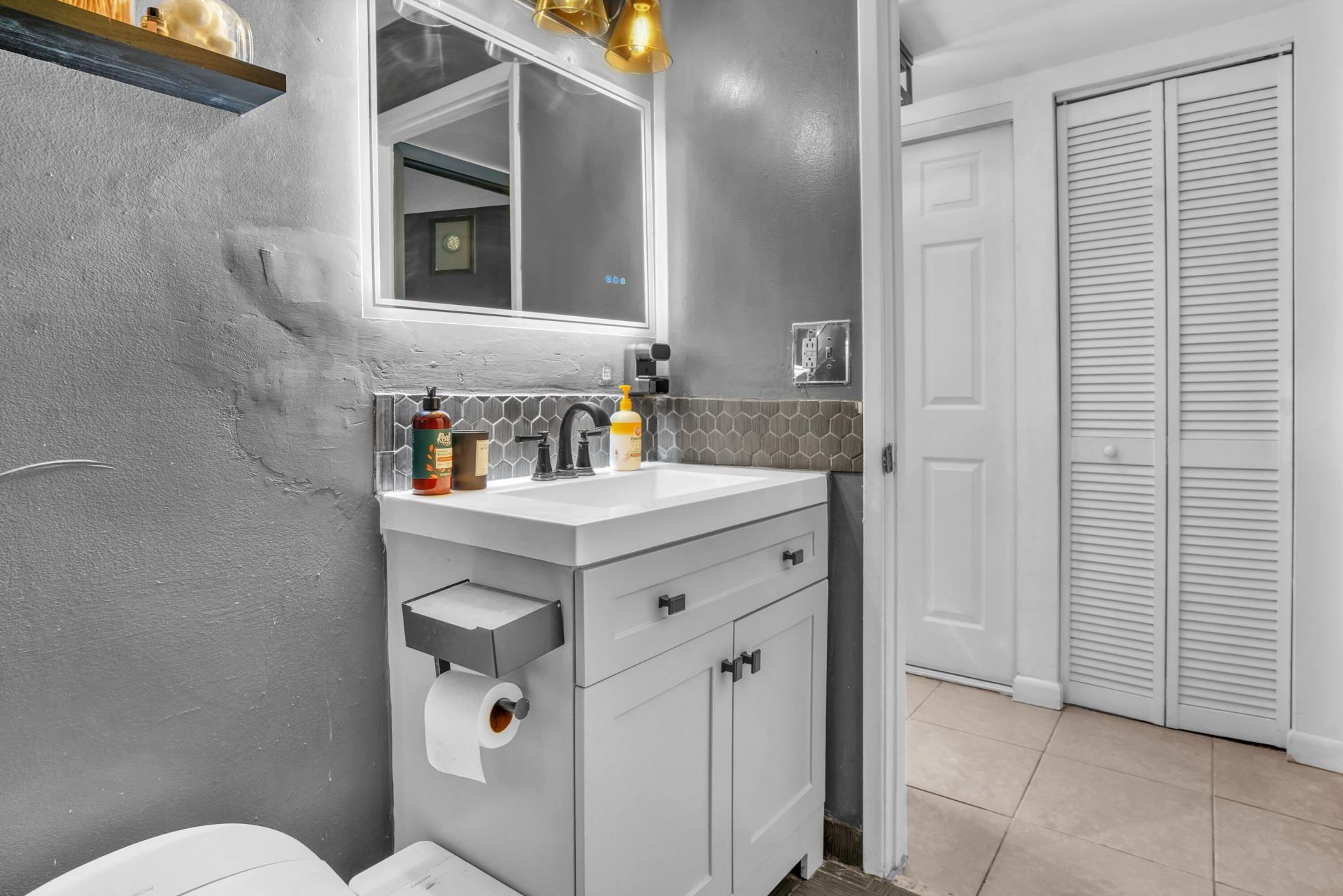 1423 Meadows Circle W, Boynton Beach, FL 33436 Photo