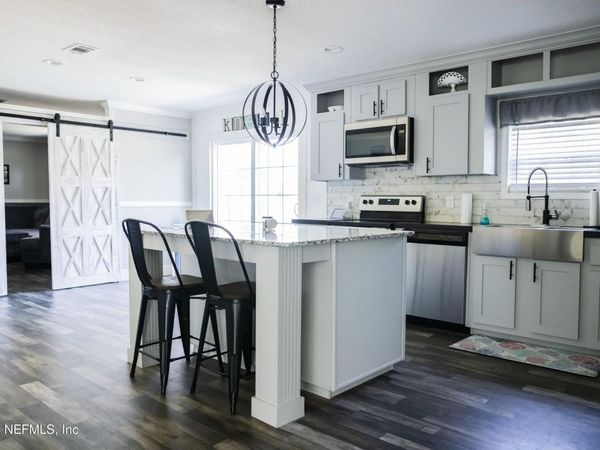 7205 EXLINE Road, Jacksonville, FL 32222