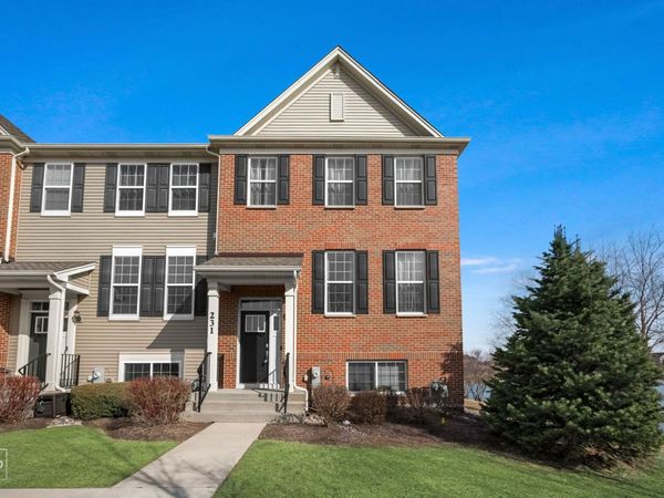 231 Lakeshore Drive , Unit 231, Oswego, IL 60543