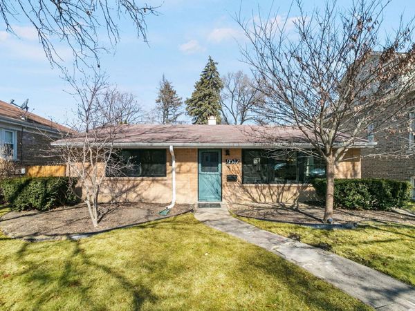 9512 Jefferson Avenue , Brookfield, IL 60513