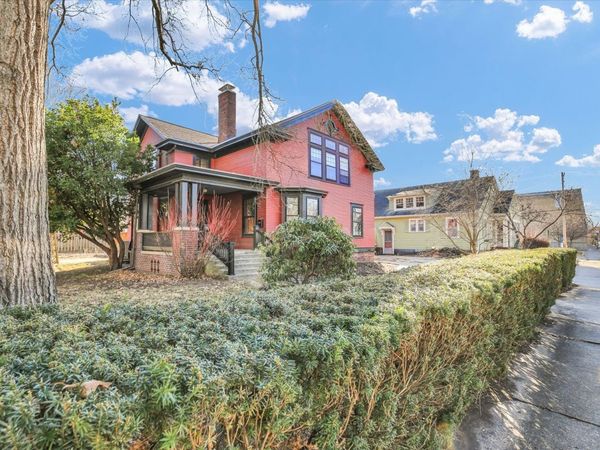 209 W CALIFORNIA Avenue , Urbana, IL 61801