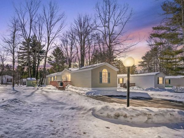 117 Colonial Village, Somersworth, NH 03878