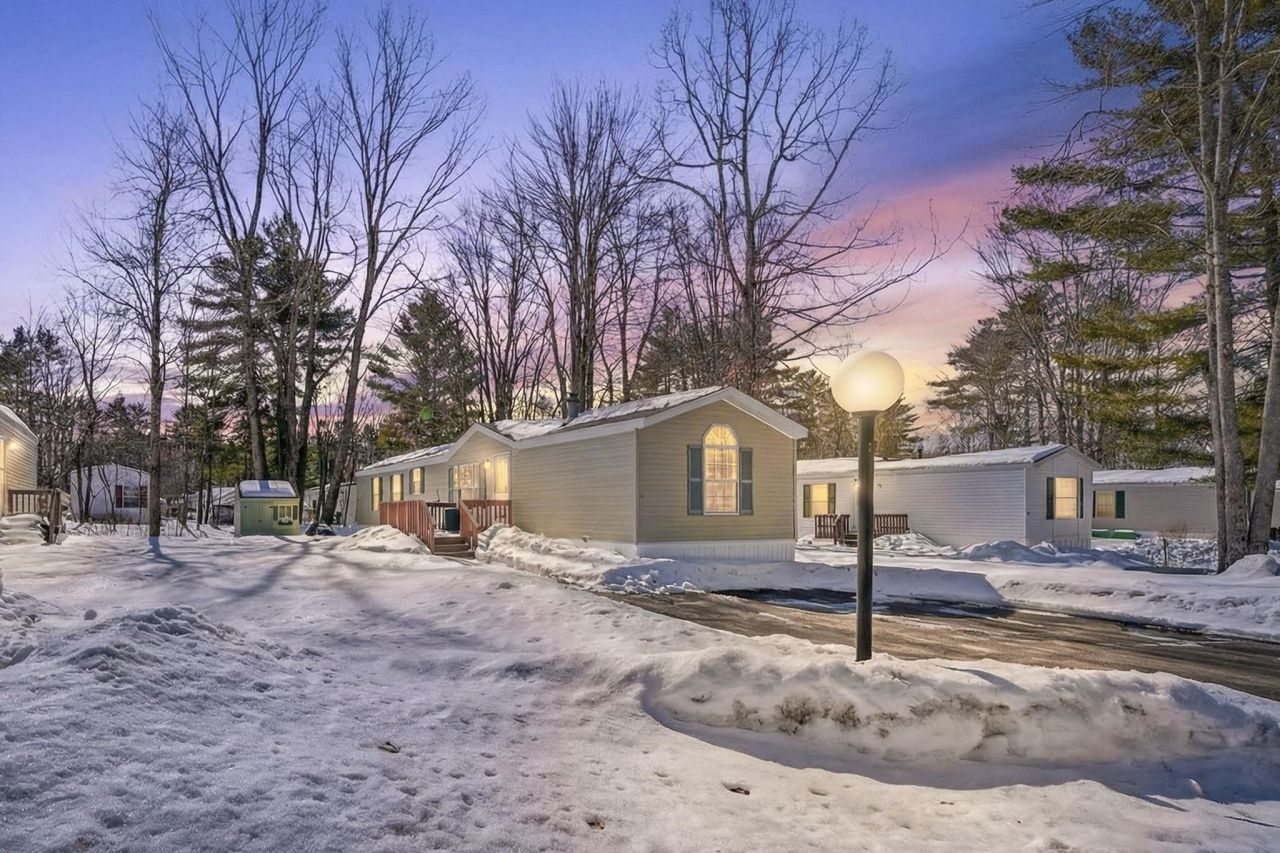 117 Colonial Village Somersworth, NH 03878