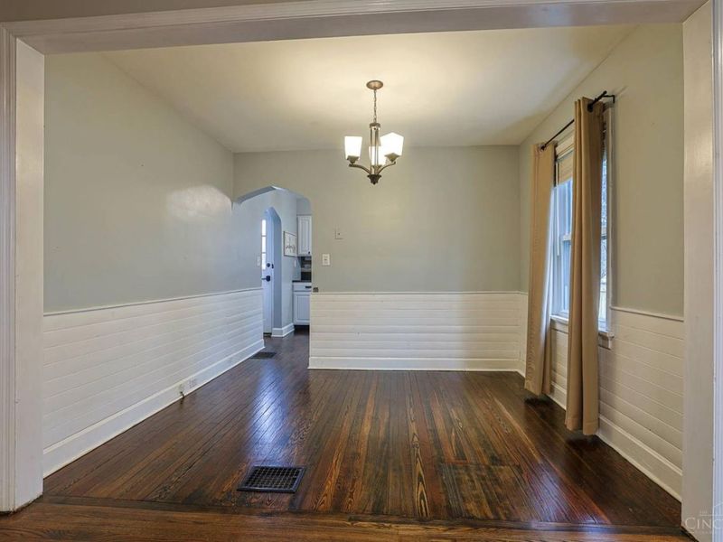 26 W Mills Avenue, Wyoming, OH 45215 Photo 12