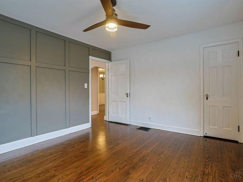 26 W Mills Avenue, Wyoming, OH 45215 Photo 21