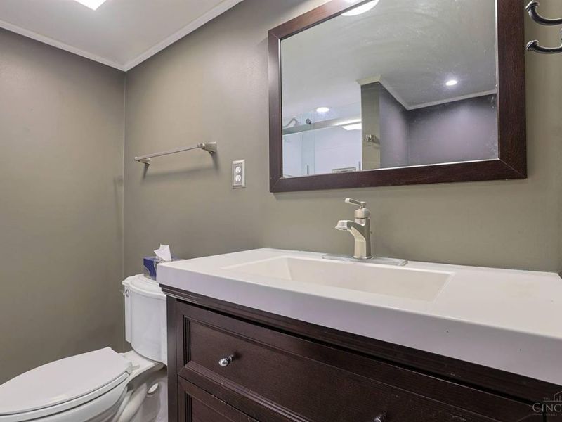 26 W Mills Avenue, Wyoming, OH 45215 Photo 31