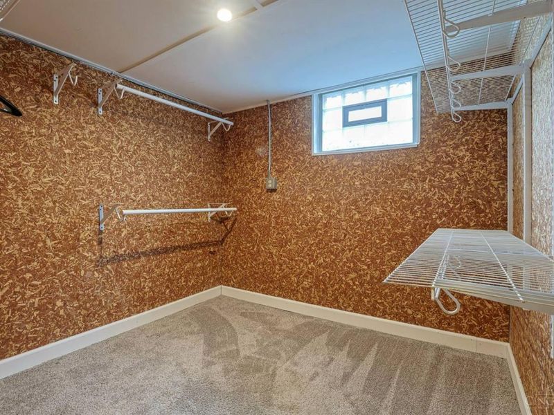 26 W Mills Avenue, Wyoming, OH 45215 Photo 34