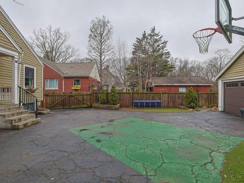 26 W Mills Avenue, Wyoming, OH 45215 Photo 59