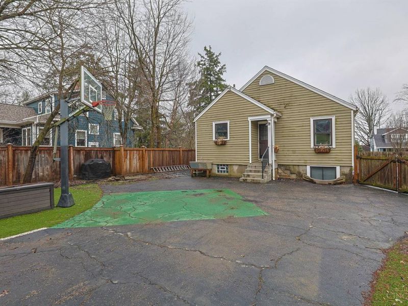 26 W Mills Avenue, Wyoming, OH 45215 Photo 60