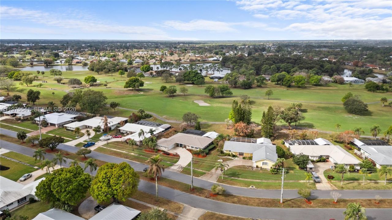 2802 SE Pine Valley St, Port Saint Lucie, FL 34952 Photo