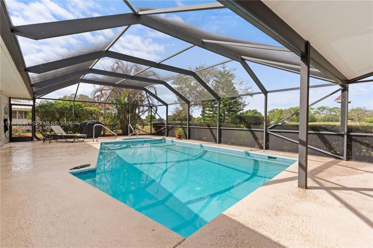 2802 SE Pine Valley St, Port Saint Lucie, FL 34952 Photo