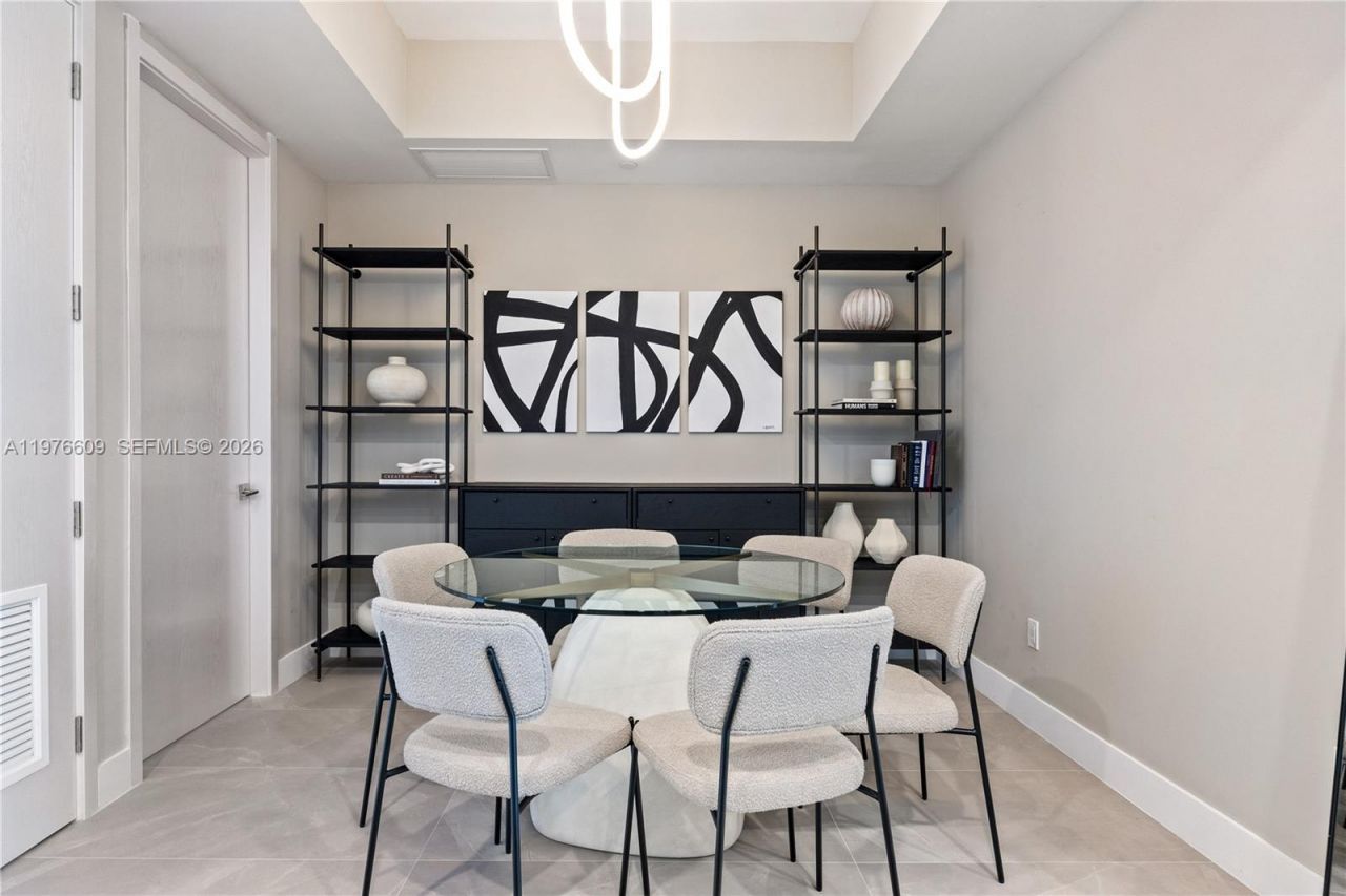 17550 Collins Ave , Unit 502, Sunny Isles Beach, FL 33160 Photo