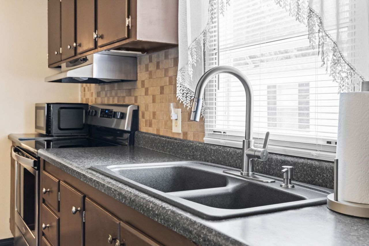 916 Periwinkle Pl. Photo 13