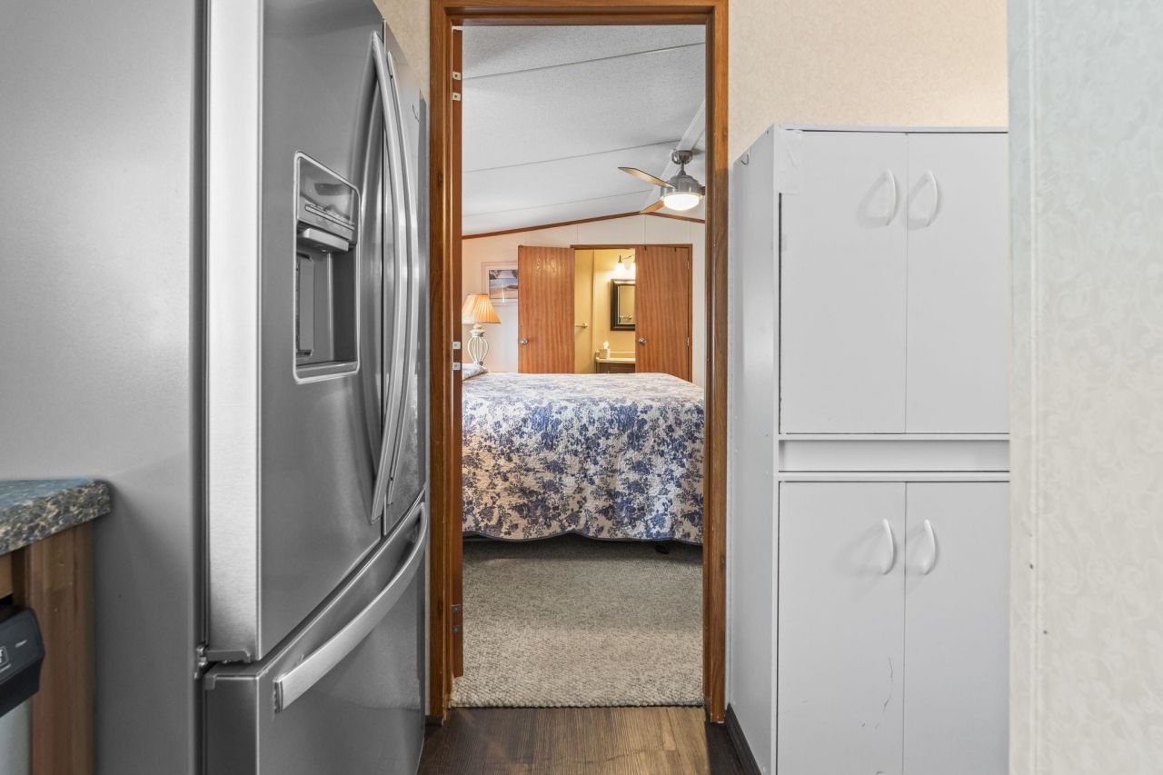 916 Periwinkle Pl. Photo 18