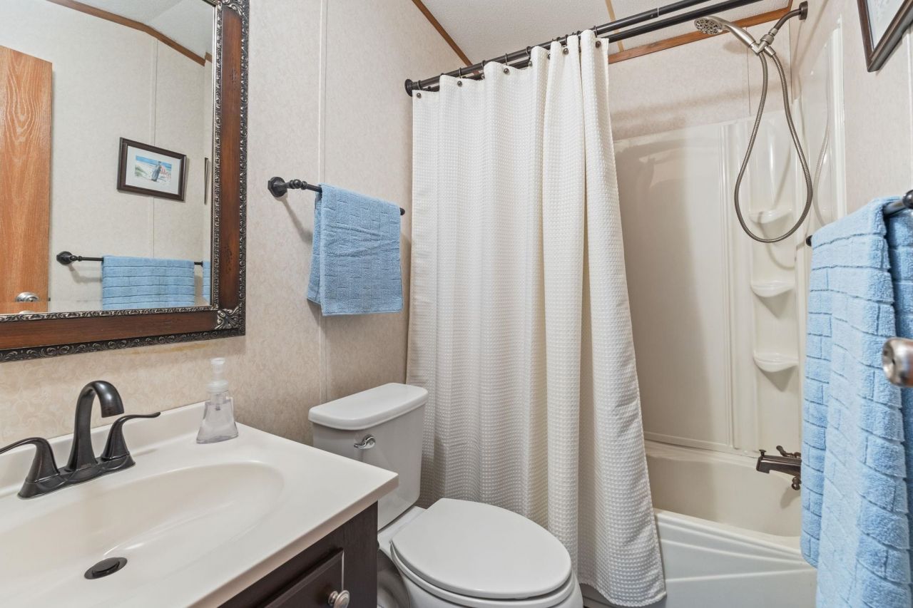 916 Periwinkle Pl. Photo 29