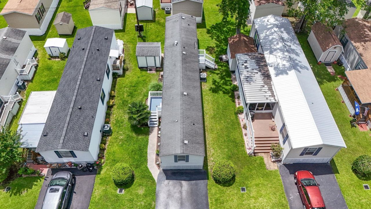 916 Periwinkle Pl. Photo 38