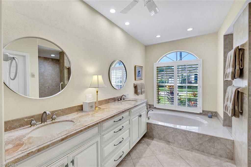 3750 Lakemont Dr, Bonita Springs, FL 34134 Photo