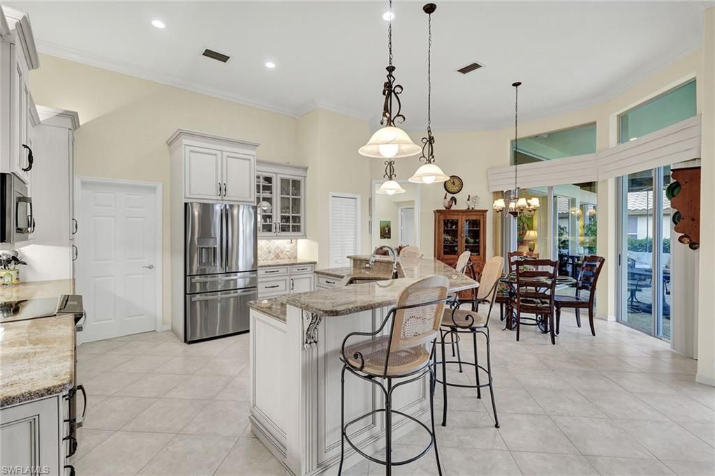 3750 Lakemont Dr, Bonita Springs, FL 34134 Photo