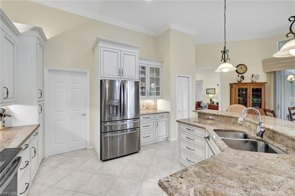 3750 Lakemont Dr, Bonita Springs, FL 34134 Photo