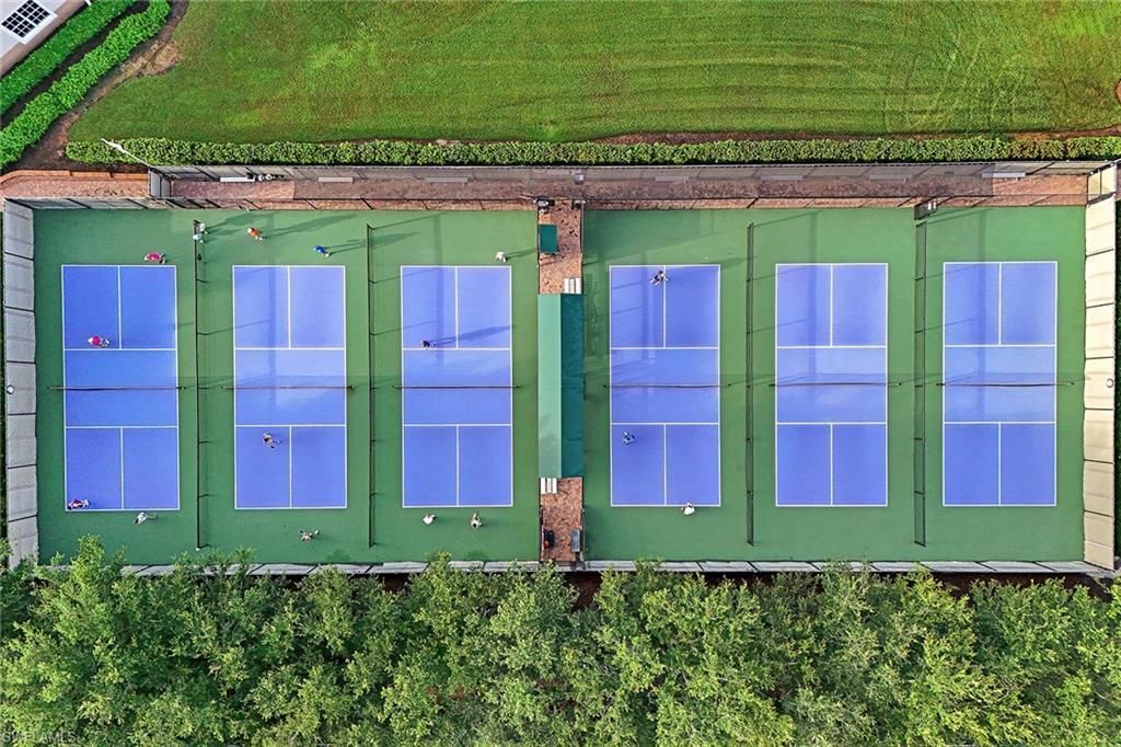 3750 Lakemont Dr, Bonita Springs, FL 34134 Photo